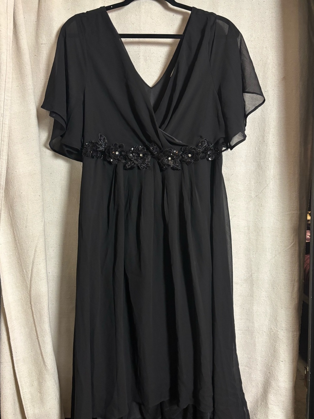 Black V-Neck Embellished Waist Midi Dress